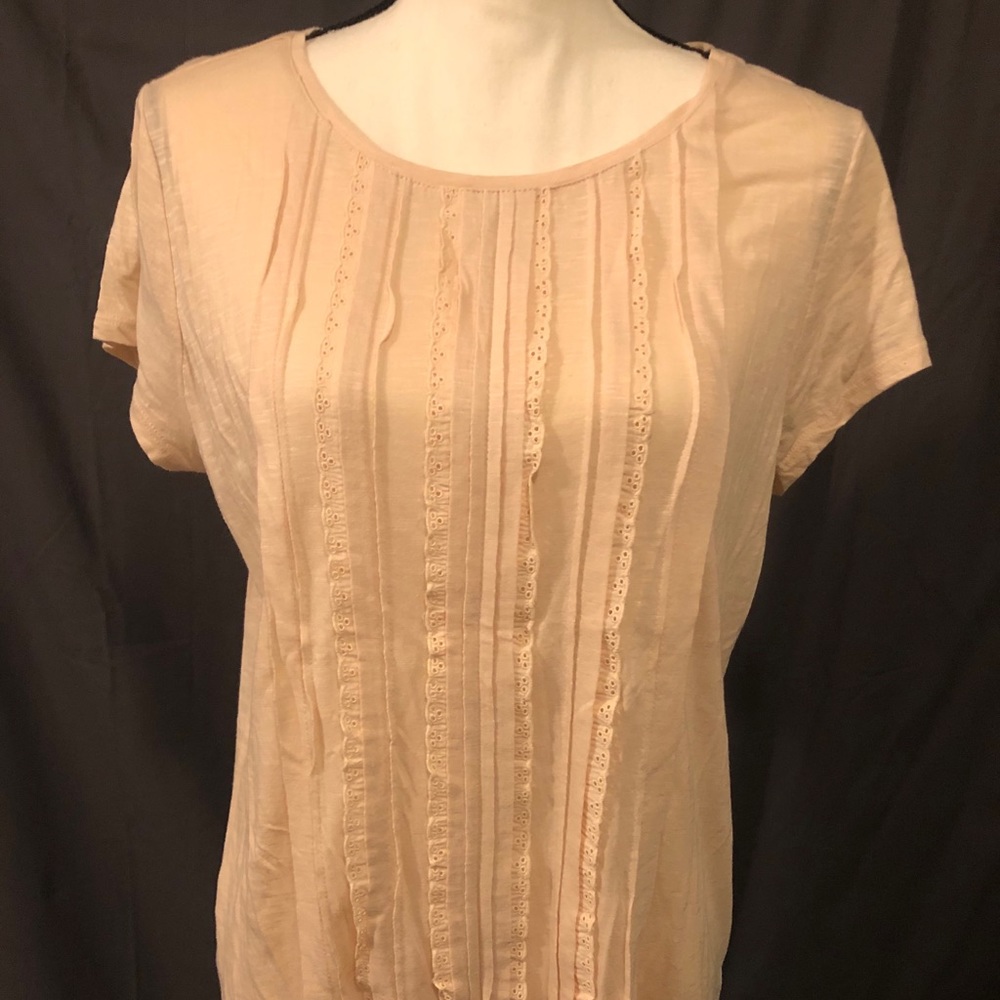 NWT LOFT Lace Ruffle Front Tee